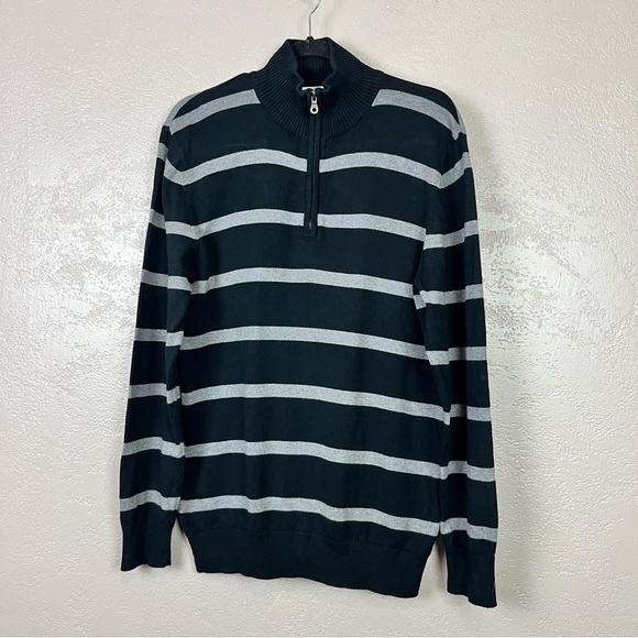 Old Navy Other - 5 for $30‎ Old Navy Men's Sweater Long Sleeve Black Stripe Quarter Zip Size M
